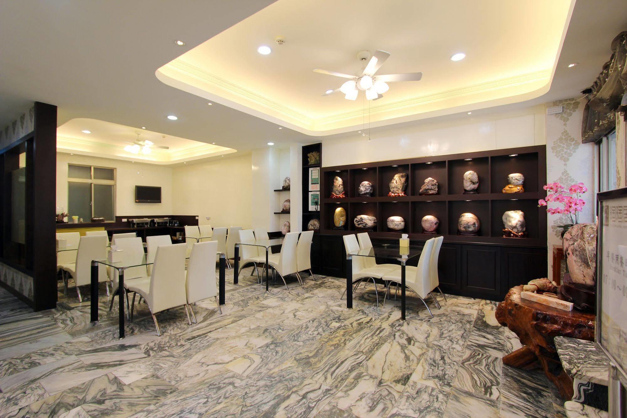 陶陶居商旅 Tautauchu Hotel Hualien Exterior foto