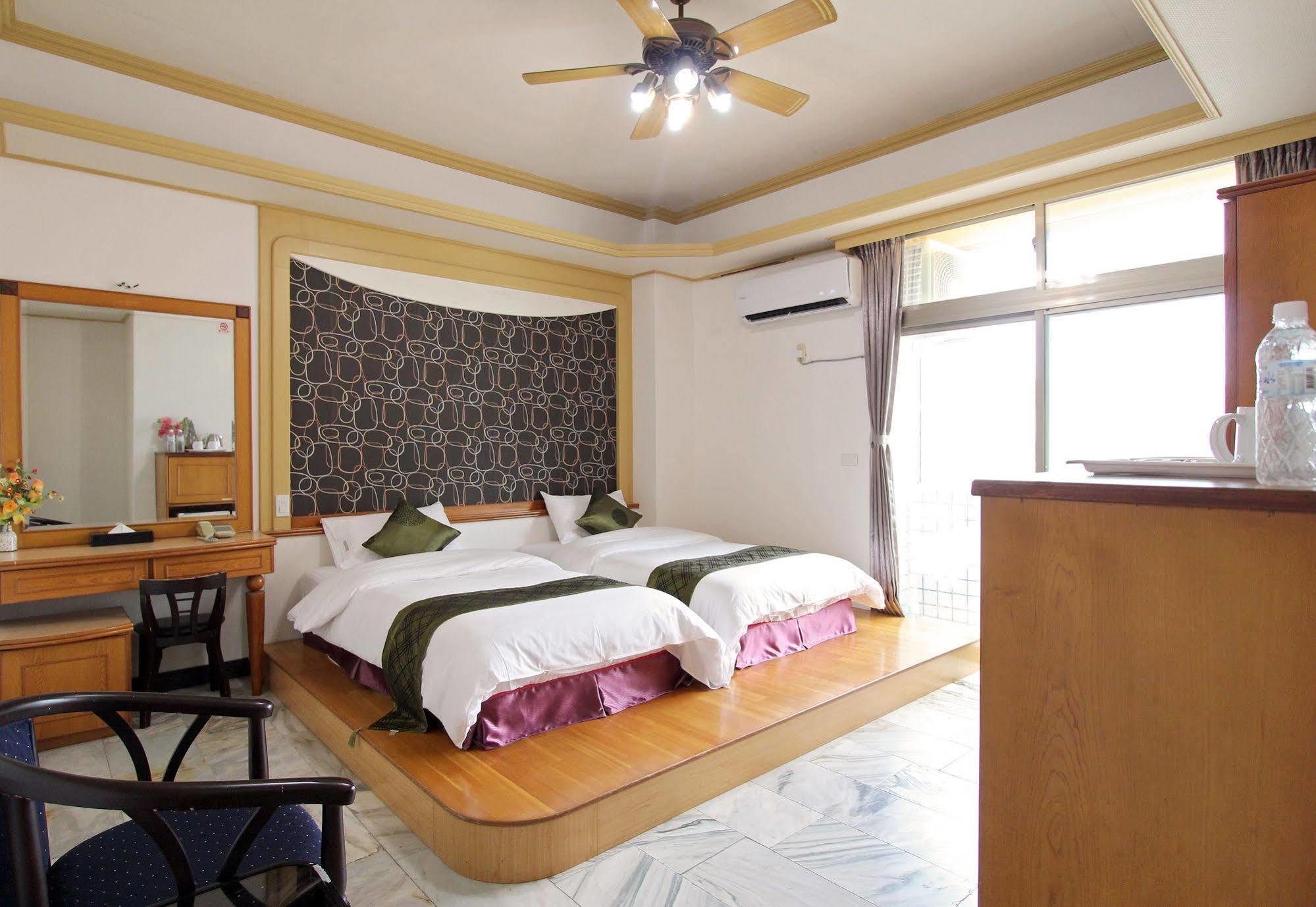 陶陶居商旅 Tautauchu Hotel Hualien Exterior foto