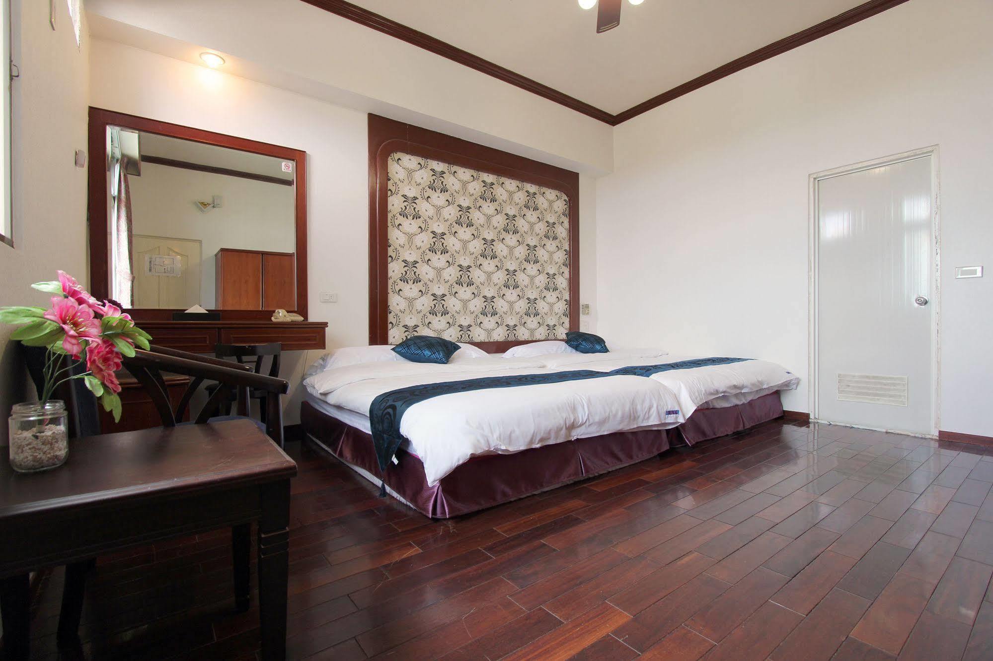 陶陶居商旅 Tautauchu Hotel Hualien Exterior foto